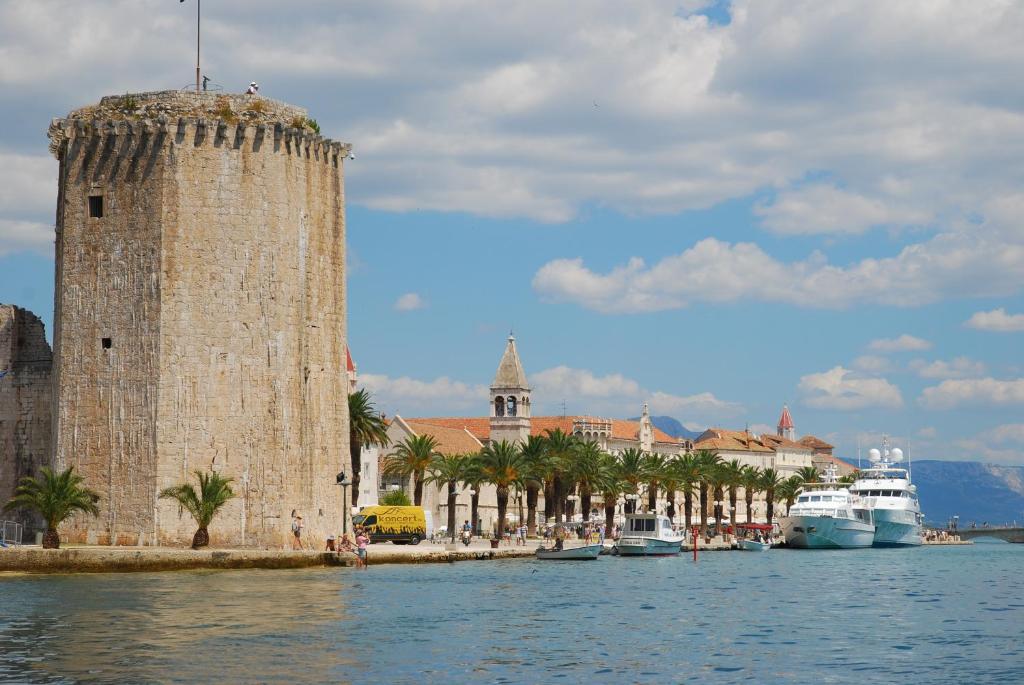 Apartments Zdravko Trogir Zewnętrze zdjęcie